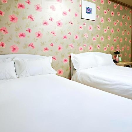 Emerald Hotel Jeju Exteriör bild
