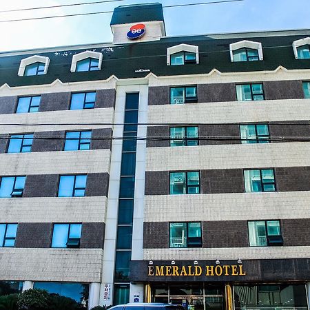 Emerald Hotel Jeju Exteriör bild