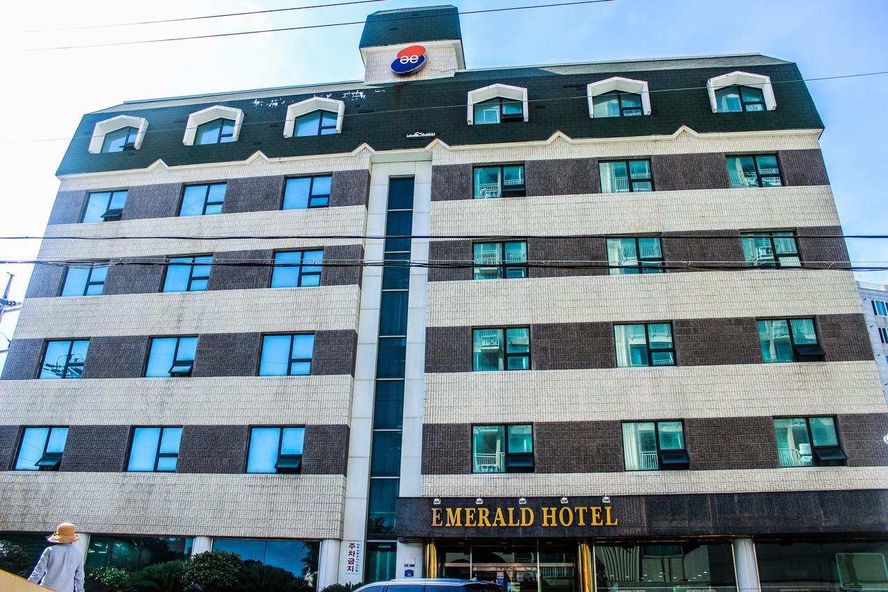 Emerald Hotel Jeju Exteriör bild