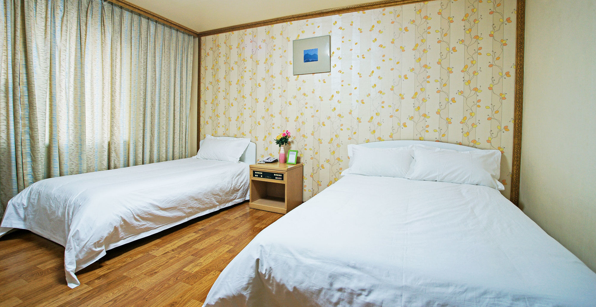 Emerald Hotel Jeju Exteriör bild