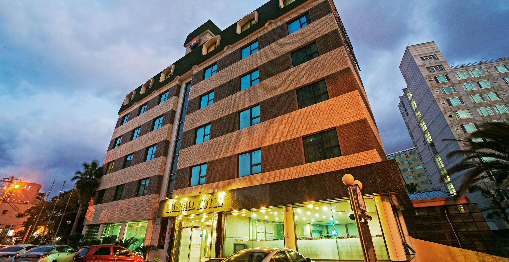 Emerald Hotel Jeju Exteriör bild