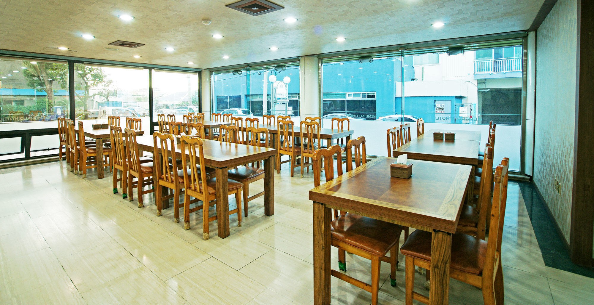 Emerald Hotel Jeju Exteriör bild